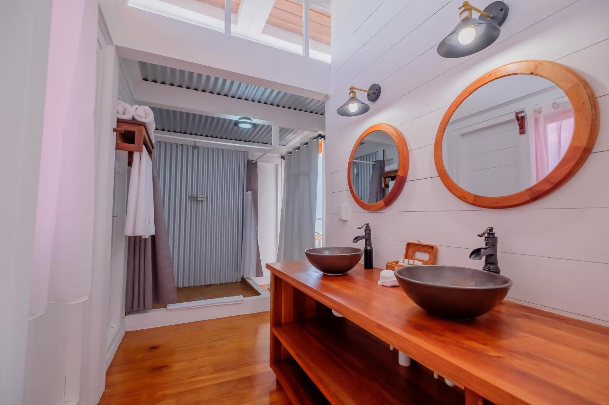 Aruna Resort & Villas سان بيدرو المظهر الخارجي الصورة