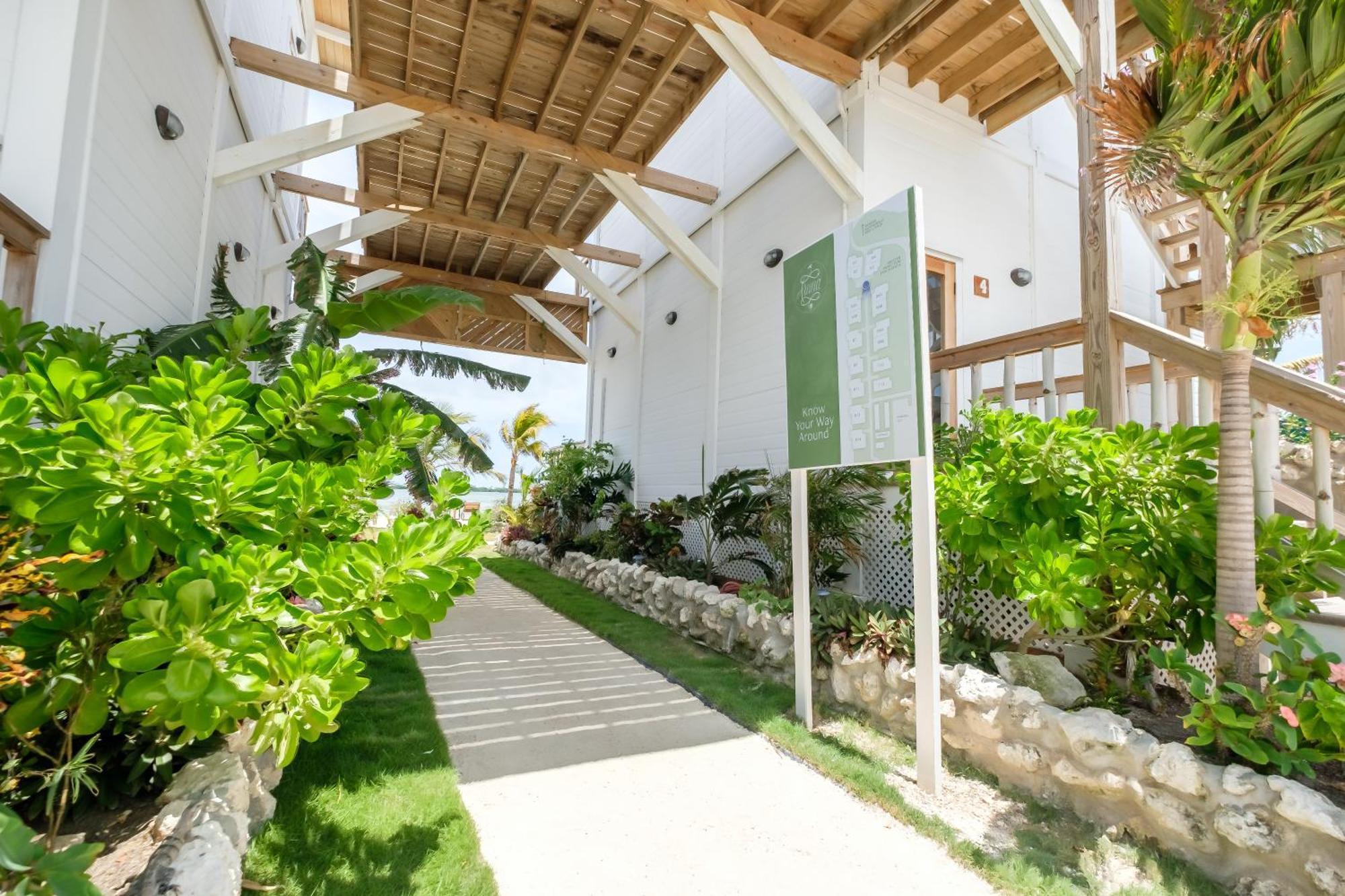 Aruna Resort & Villas سان بيدرو المظهر الخارجي الصورة