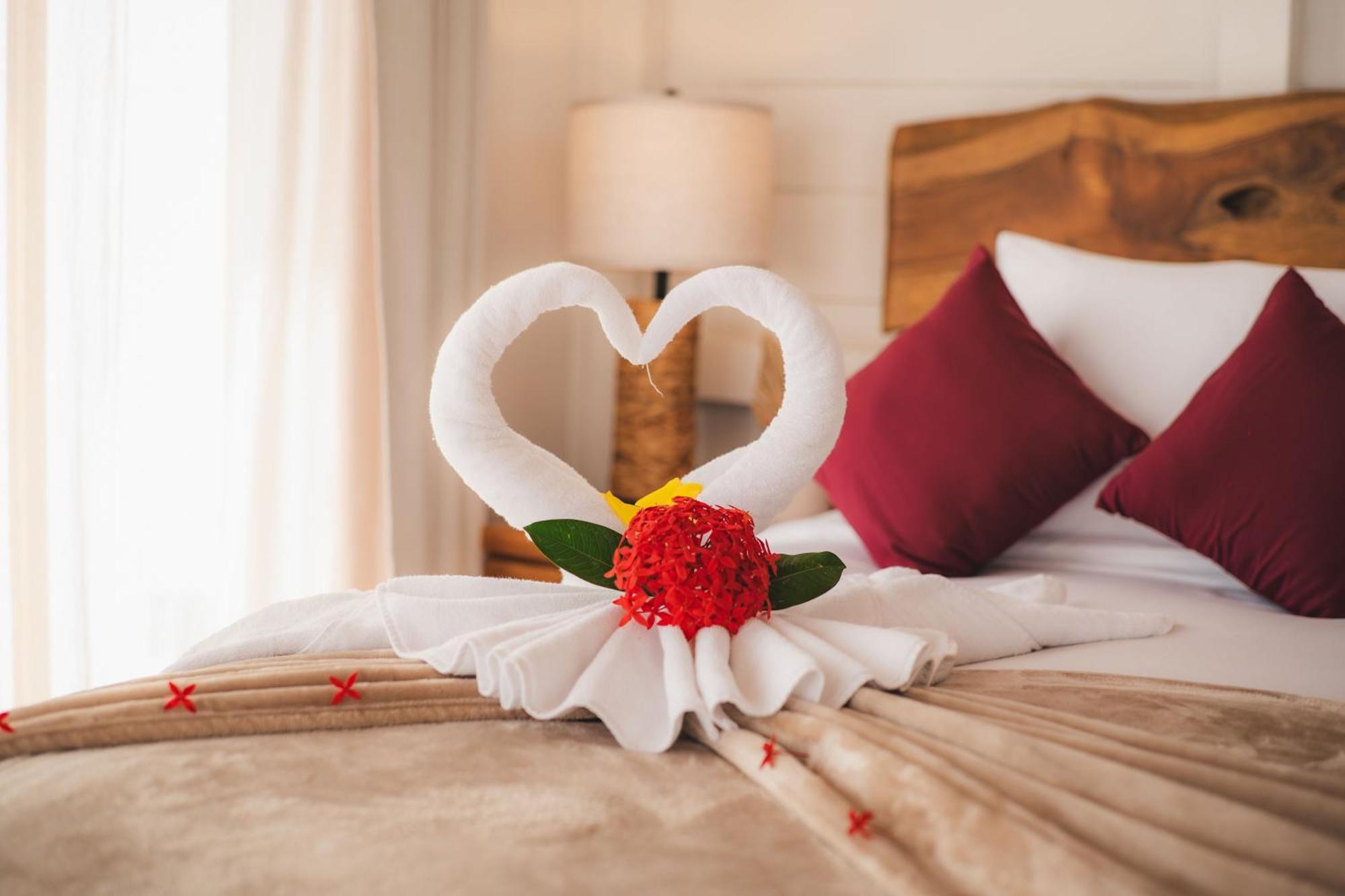 Aruna Resort & Villas سان بيدرو المظهر الخارجي الصورة